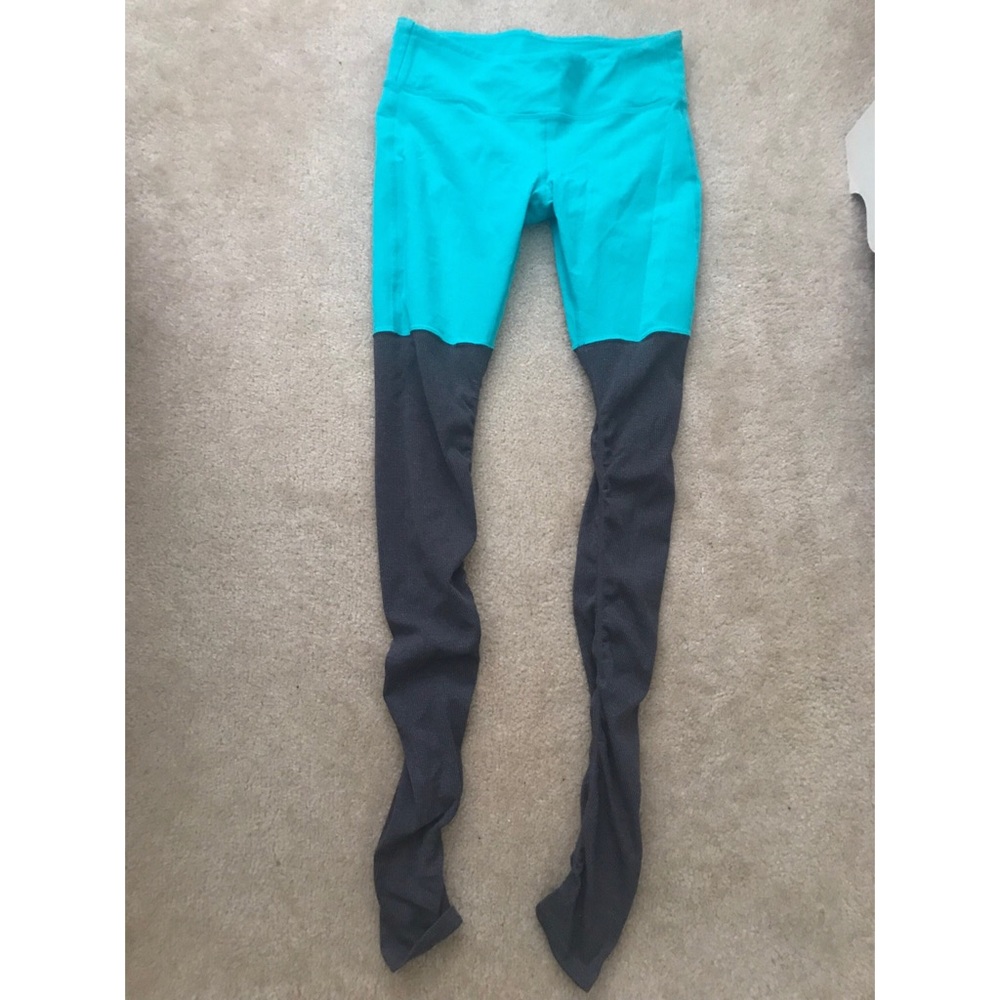 ALO yoga leggings